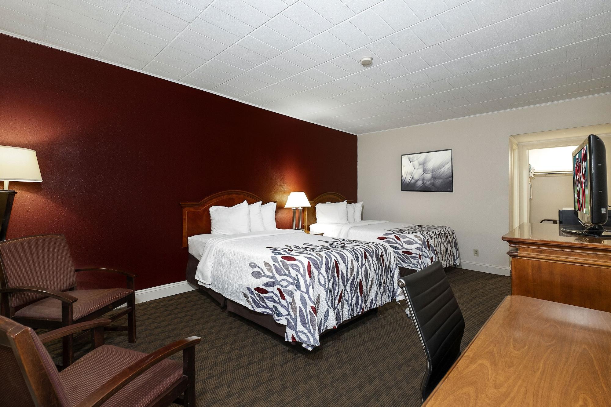 Red Roof Inn & Suites Hazleton Exterior foto